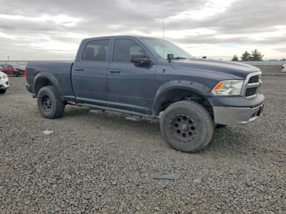 71007296 :رقم المزاد ، 1C6RR7SM7JS231674 vin ، 2018 Ram 1500 مزاد بيع