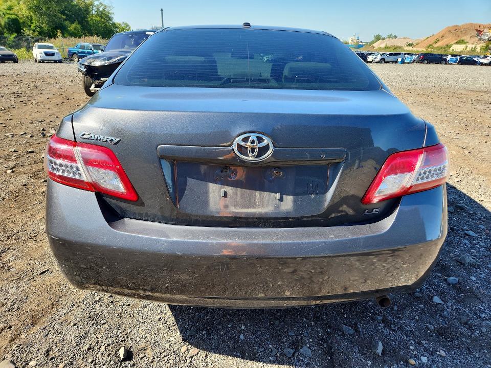 69201856 :رقم المزاد ، 4T1BF3EK4AU022074 vin ، 2010 Toyota Camry مزاد بيع