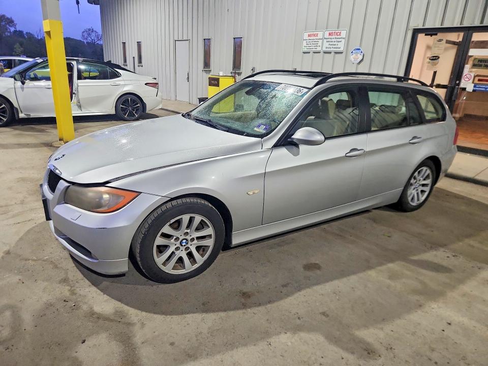 Продажа на аукционе авто 2006 Bmw 325, vin: WBAVT13546KW23044, номер лота: 70828936