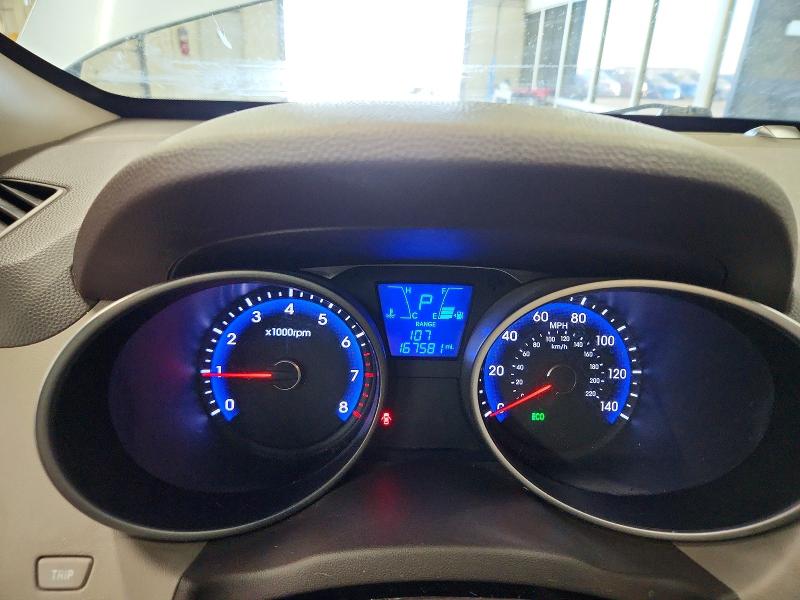 70153596 :رقم المزاد ، KM8JUCAC1CU396547 vin ، 2012 Hyundai Tucson مزاد بيع