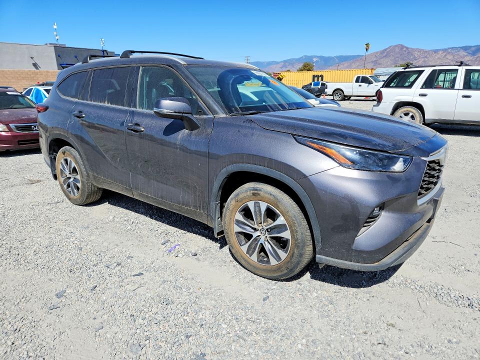 Продаж на аукціоні авто 2023 Toyota Highlander, vin: 5TDKDRAH0PS524133, номер лоту: 68694186