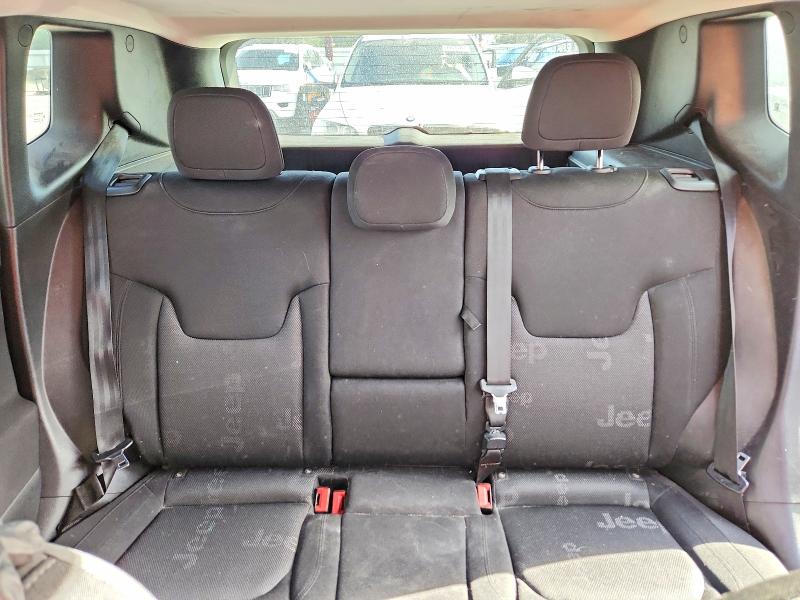 70557786 :رقم المزاد ، ZACCJABT0FPC18868 vin ، 2015 Jeep Renegade مزاد بيع