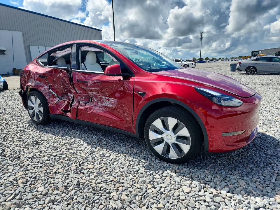 Auction sale of the 2024 Tesla Model Y, vin: 7SAYGDED3RF089484, lot number: 67418126