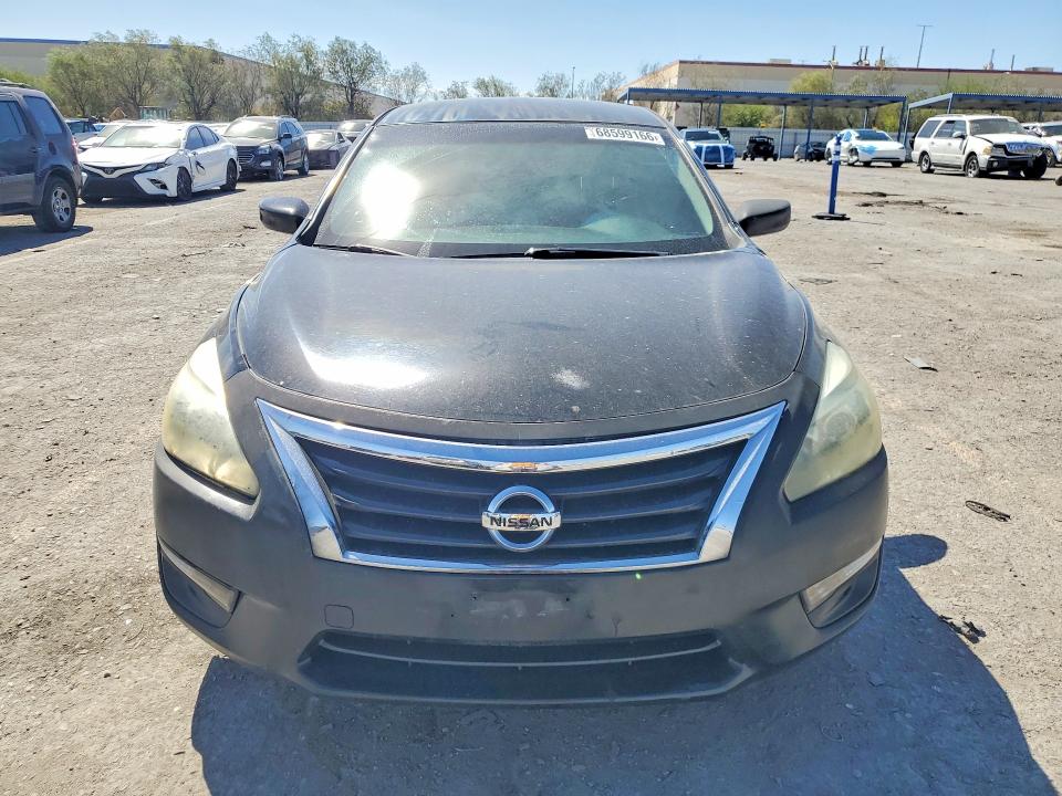 2015 Nissan Altima მანქანა იყიდება აუქციონზე, vin: 1N4AL3AP1FC138247, აუქციონის ნომერი: 68599166