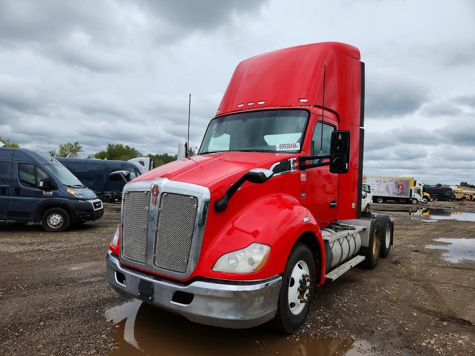 Продажа на аукционе авто 2019 Kenworth T680, vin: 1XKYDP9X1KJ233144, номер лота: 69930496
