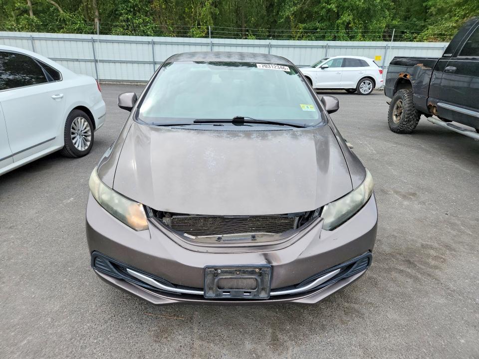 Продажа на аукционе авто 2013 Honda Civic, vin: 2HGFB2F57DH572205, номер лота: 70312346