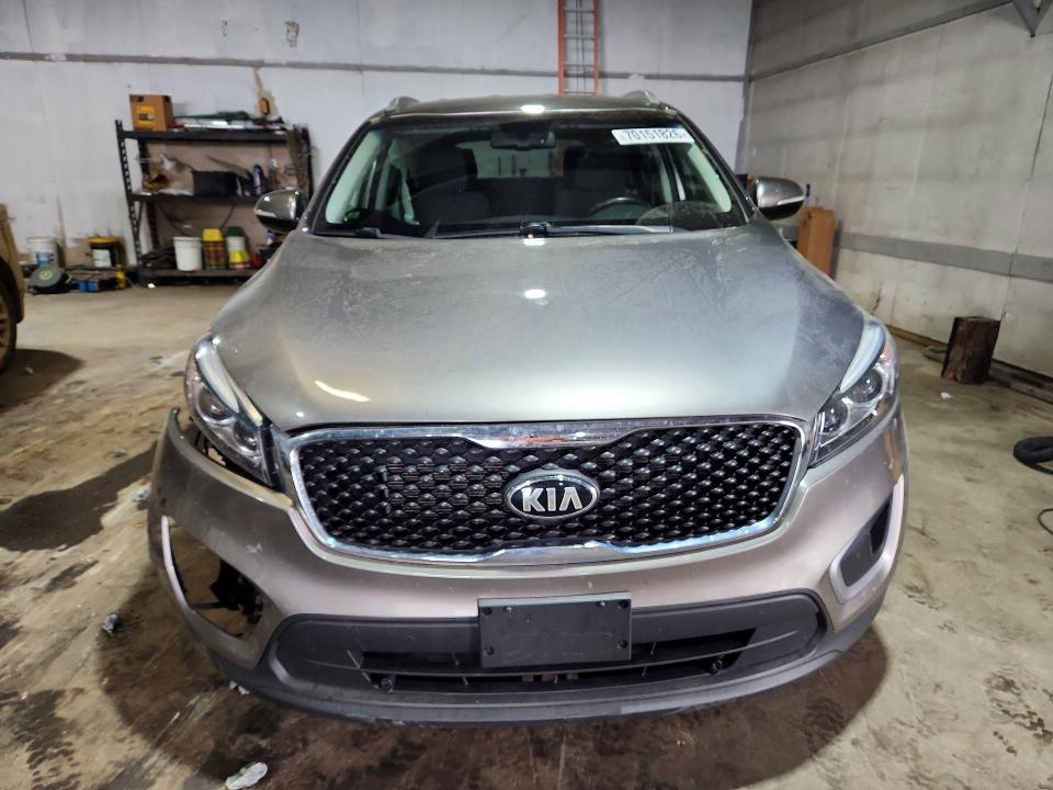 Продажа на аукционе авто 2016 Kia Sorento, vin: 5XYPG4A38GG017501, номер лота: 70151826
