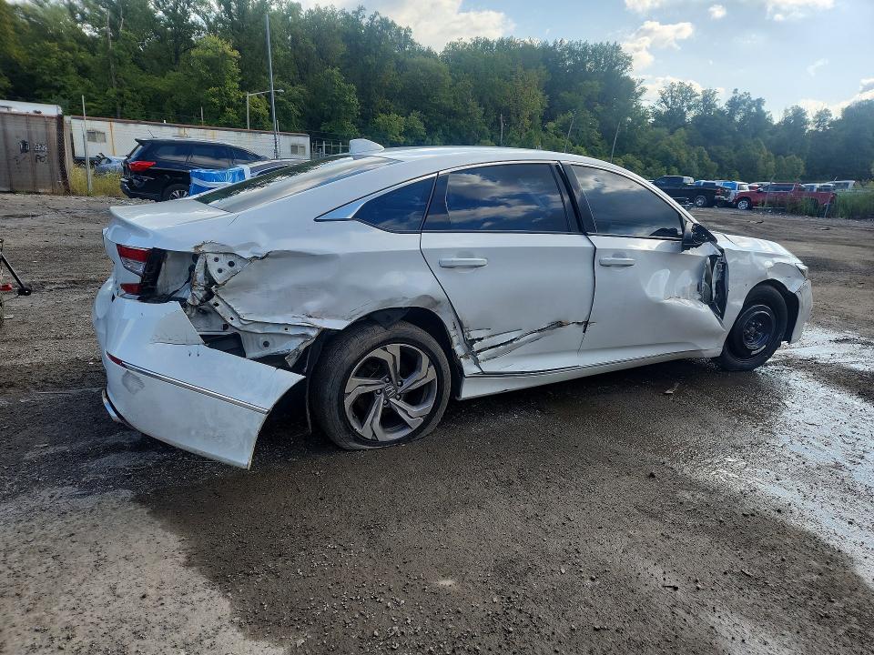 Продажа на аукционе авто 2018 Honda Accord, vin: 1HGCV2F50JA042887, номер лота: 68741496
