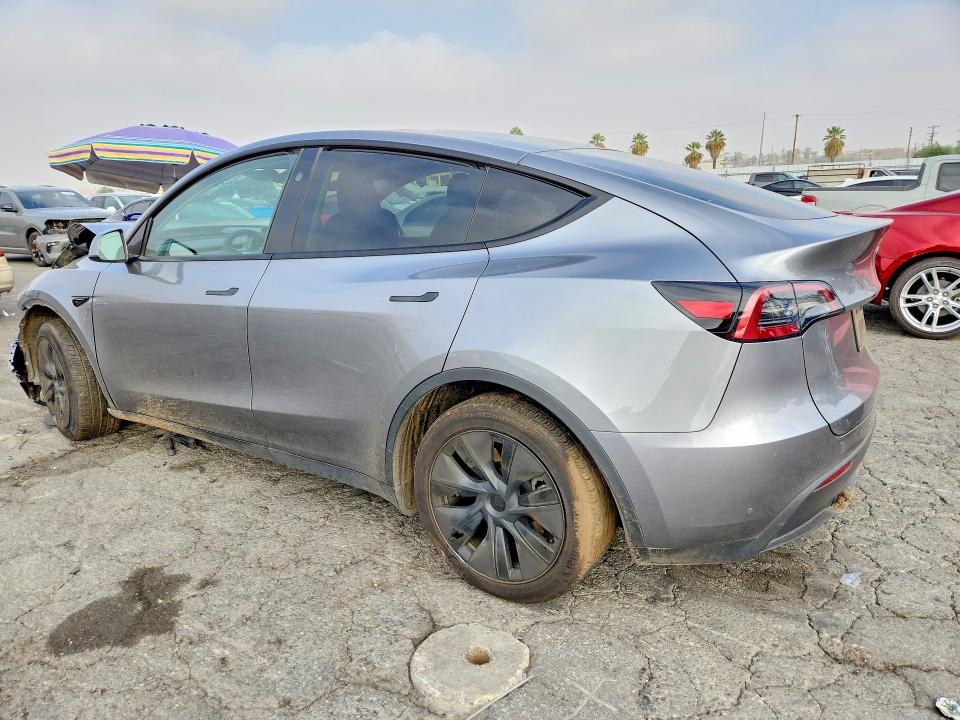 Auction sale of the 2025 Tesla Model Y, vin: 7SAYGDED1SF271898, lot number: 68846286