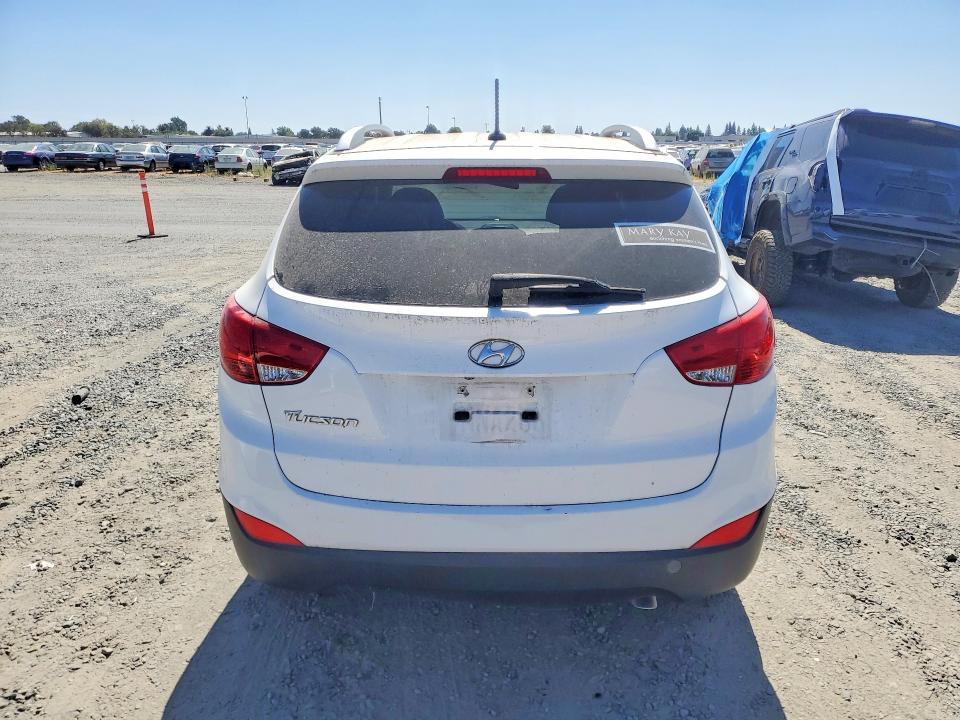 2015 Hyundai Tucson მანქანა იყიდება აუქციონზე, vin: KM8JU3AG5FU054820, აუქციონის ნომერი: 69391166