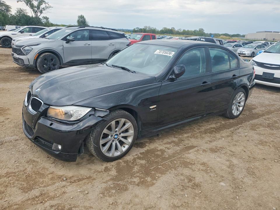 2011 Bmw 328 მანქანა იყიდება აუქციონზე, vin: WBAPK7G58BNN86016, აუქციონის ნომერი: 70705036