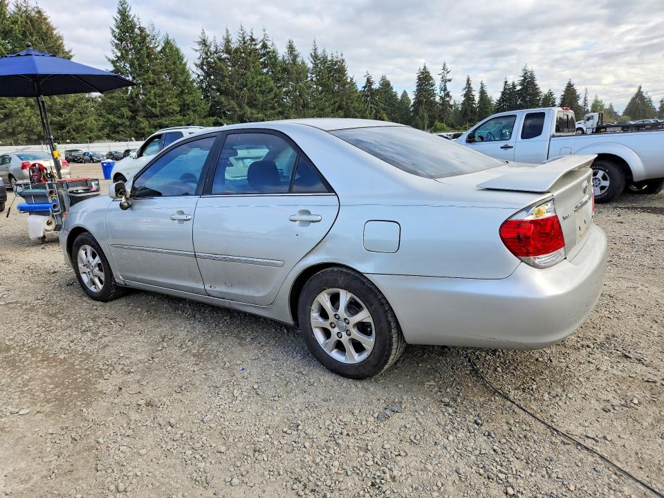 69647716 :رقم المزاد ، 4T1BF30KX5U615287 vin ، 2005 Toyota Camry مزاد بيع