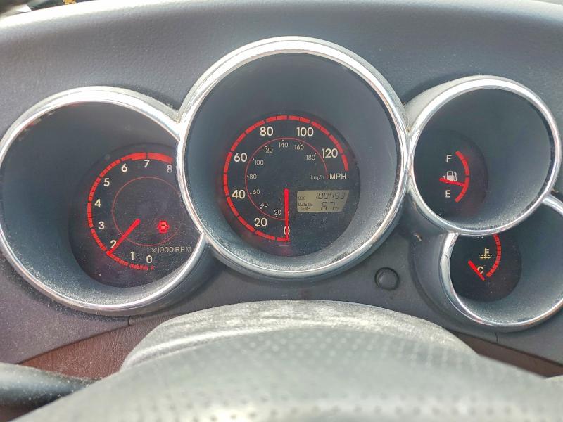 68170166 :رقم المزاد ، 2T1LR32E74C300546 vin ، 2004 Toyota Matrix مزاد بيع