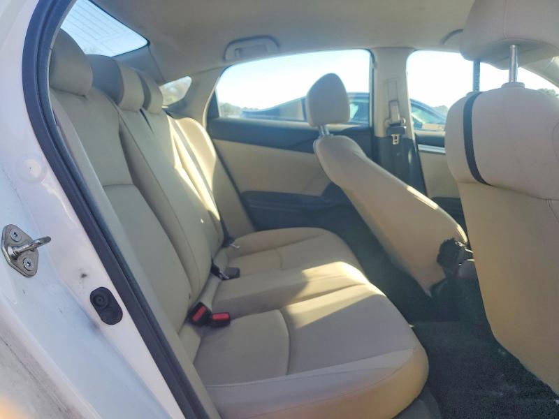Продаж на аукціоні авто 2018 Honda Civic, vin: 2HGFC2F50JH574483, номер лоту: 68772756