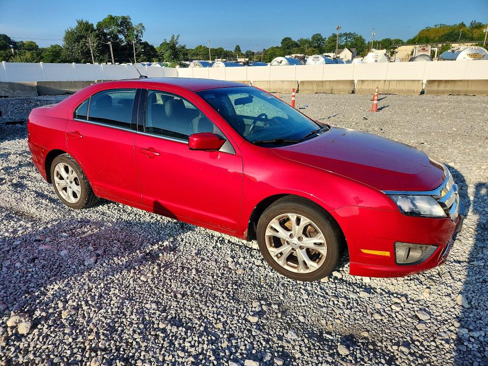 68749316 :رقم المزاد ، 3FAHP0HA0CR315628 vin ، 2012 Ford Fusion مزاد بيع