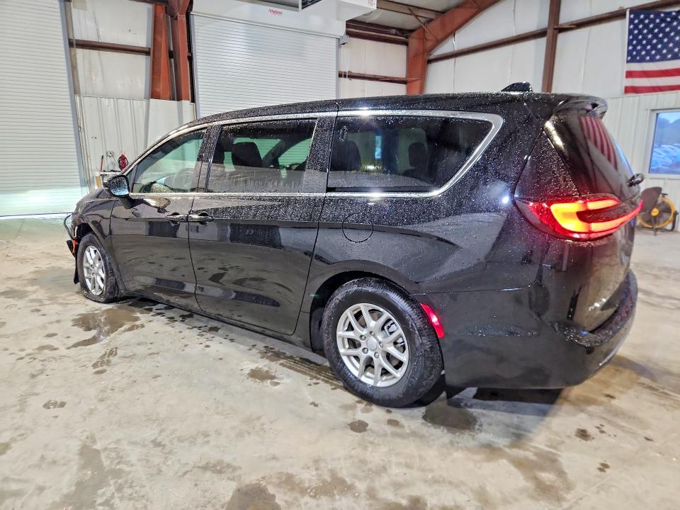 2027 Chrysler Pacifica მანქანა იყიდება აუქციონზე, vin: 2C4RC1BG6VR583833, აუქციონის ნომერი: 70549486