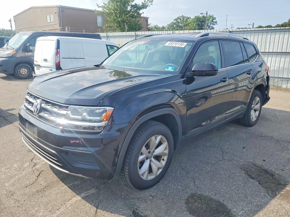 69310136 :رقم المزاد ، 1V2GR2CAXJC531385 vin ، 2018 Volkswagen Atlas مزاد بيع