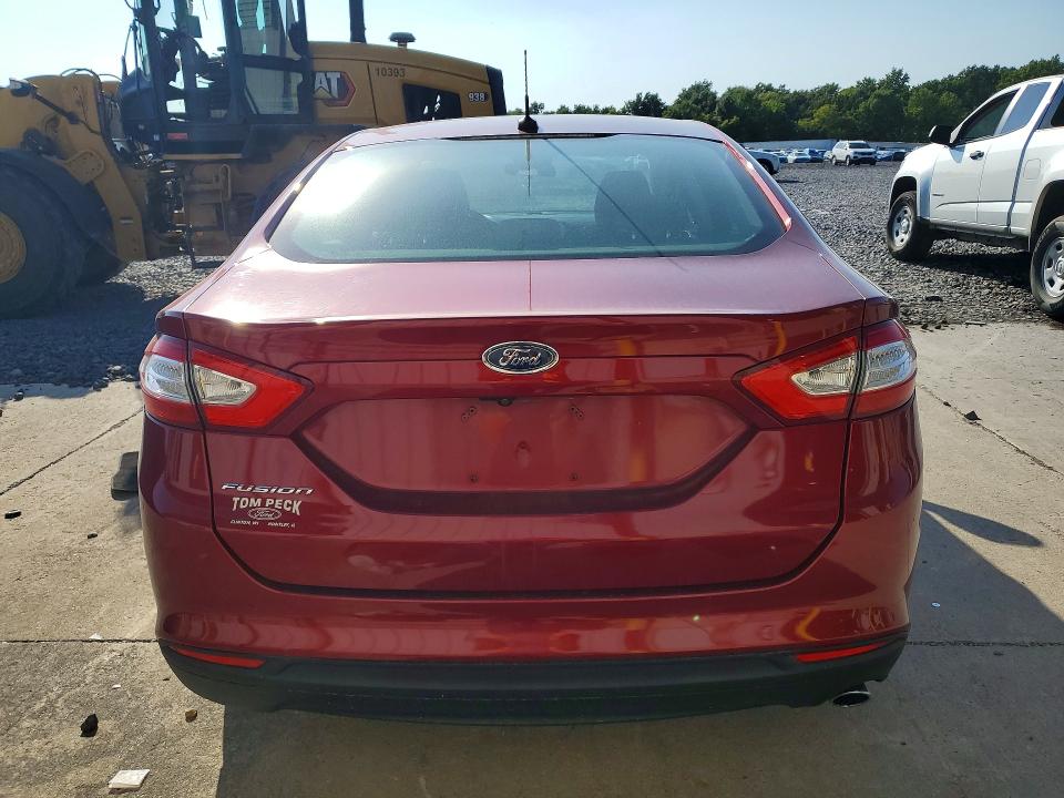 68537336 :رقم المزاد ، 3FA6P0G71GR222815 vin ، 2016 Ford Fusion مزاد بيع