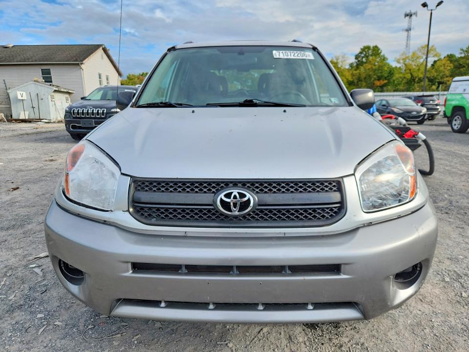 71072206 :رقم المزاد ، JTEHD20V846017576 vin ، 2004 Toyota Rav4 مزاد بيع