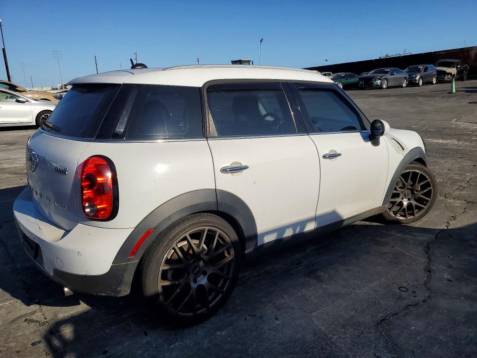 Продаж на аукціоні авто 2015 Mini Cooper, vin: WMWZB3C56FWR43250, номер лоту: 69640156