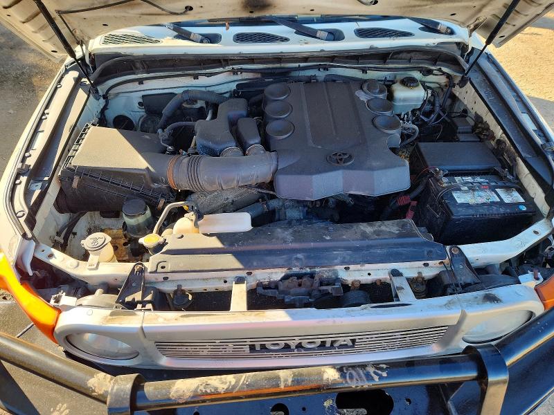 69877696 :رقم المزاد ، JTEBU4BF7BK100315 vin ، 2011 Toyota Fj Cruiser مزاد بيع