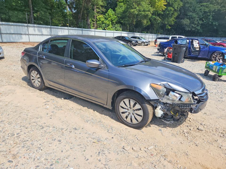 69144476 :رقم المزاد ، 1HGCP2F32CA246327 vin ، 2012 Honda Accord مزاد بيع