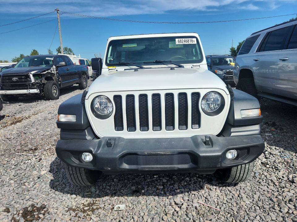 2018 Jeep Wrangler Unlimited მანქანა იყიდება აუქციონზე, vin: 1C4HJXDGXJW142676, აუქციონის ნომერი: 68246816
