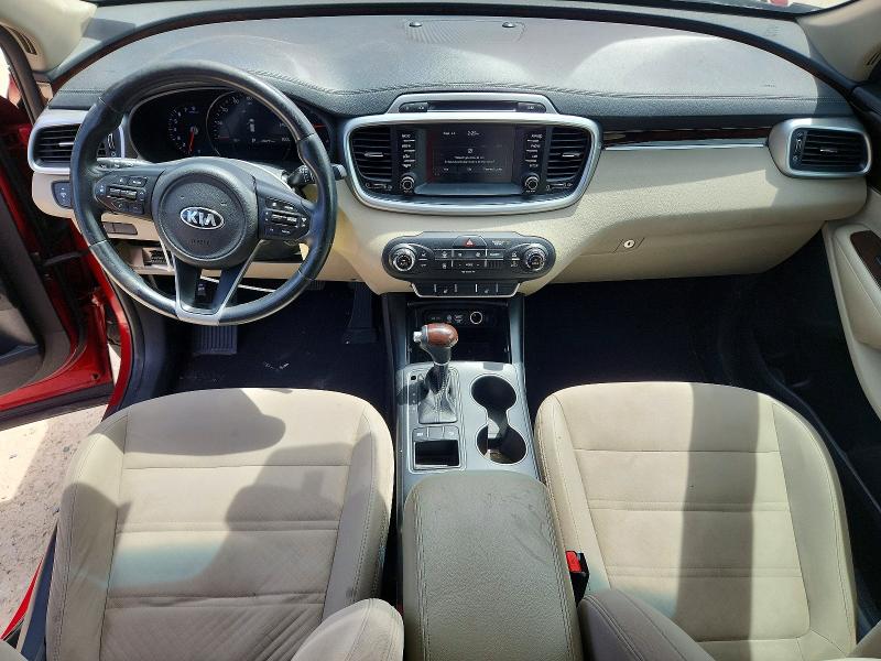 2017 Kia Sorento მანქანა იყიდება აუქციონზე, vin: 5XYPG4A50HG285879, აუქციონის ნომერი: 68959776