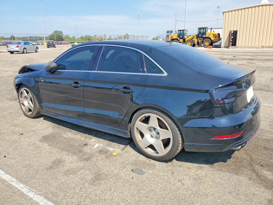 68038296 :رقم المزاد ، WAUB1GFF0H1058350 vin ، 2017 Audi S3 مزاد بيع