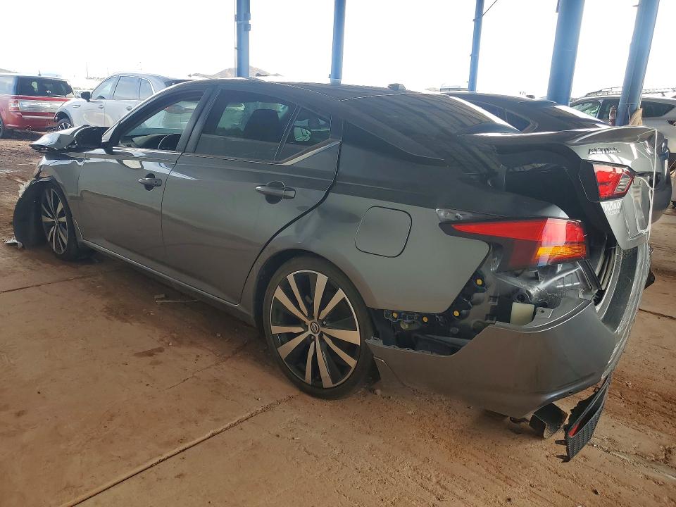 2020 Nissan Altima მანქანა იყიდება აუქციონზე, vin: 1N4BL4CV8LN318895, აუქციონის ნომერი: 69023306