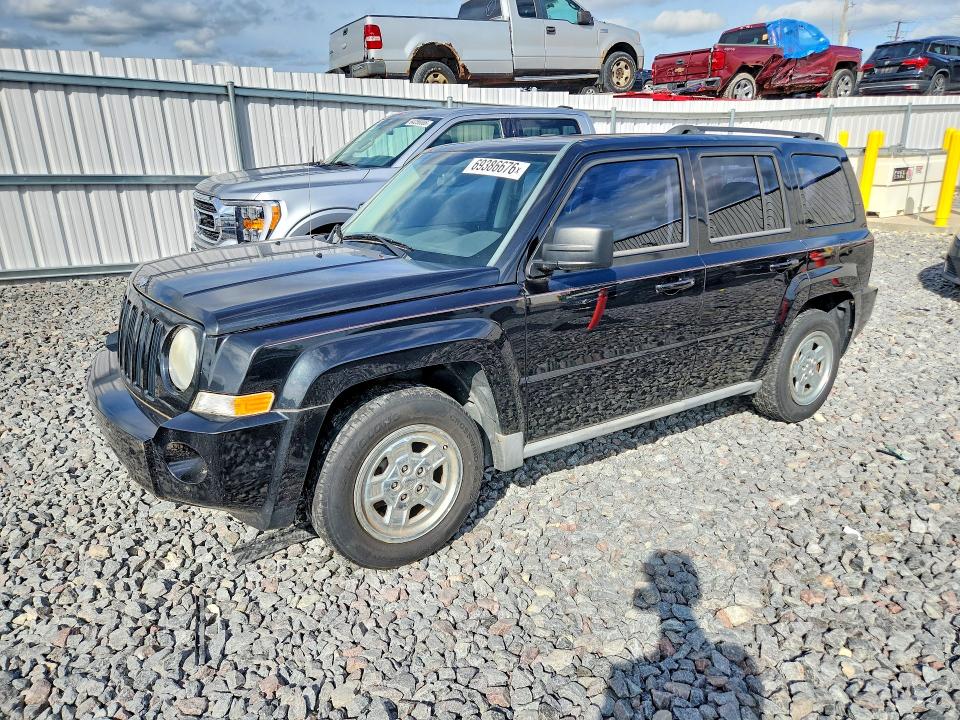 2010 Jeep Patriot მანქანა იყიდება აუქციონზე, vin: 1J4NF2GB6AD657879, აუქციონის ნომერი: 69386676