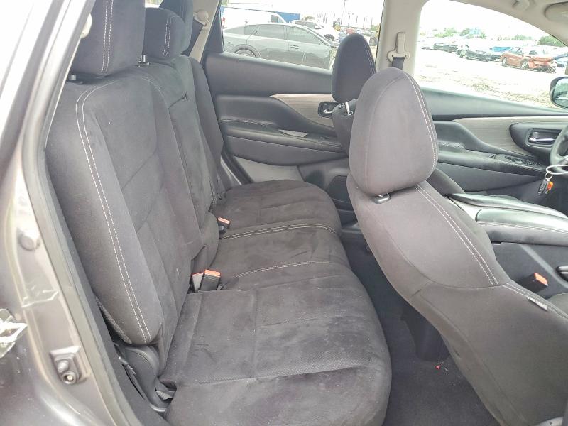 68838516 :رقم المزاد ، 5N1AZ2MG7JN201777 vin ، 2018 Nissan Murano مزاد بيع