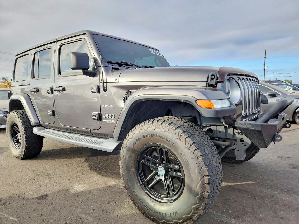 67320496 :رقم المزاد ، 1C4HJXENXJW255167 vin ، 2018 Jeep Wrangler Unlimited مزاد بيع