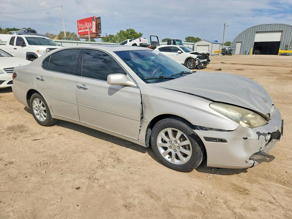 68622816 :رقم المزاد ، JTHBF30G925000766         vin ، 2002 Lexus Es مزاد بيع