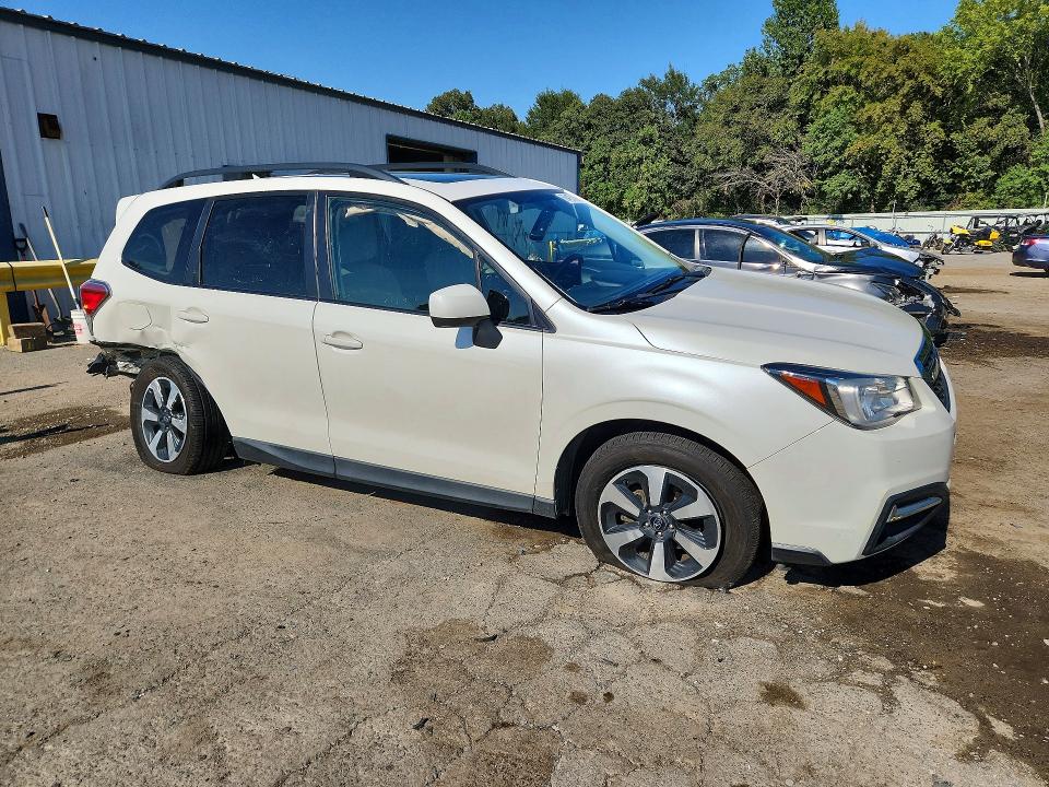 69423106 :رقم المزاد ، JF2SJAGC4JH438519 vin ، 2018 Subaru Forester مزاد بيع