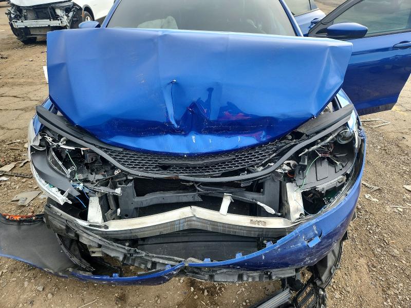 67469806 :رقم المزاد ، 1C3CCCBB8GN114172 vin ، 2016 Chrysler 200 مزاد بيع
