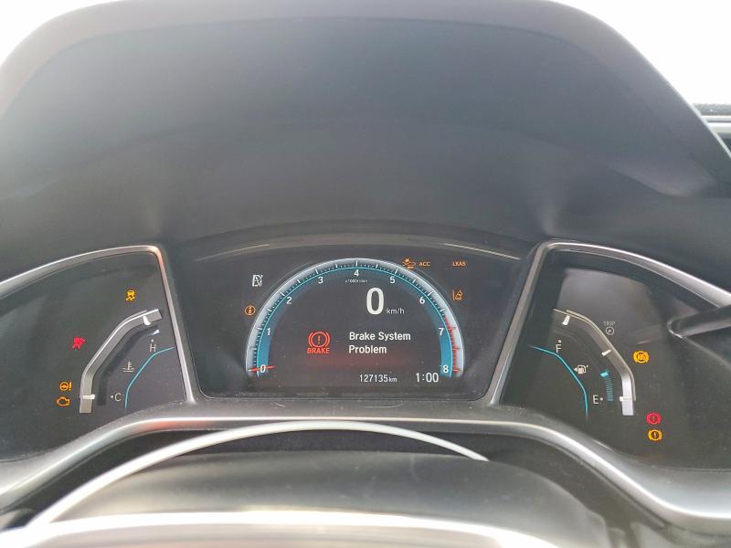 66640946 :رقم المزاد ، 2HGFC2F8XJH040630 vin ، 2018 Honda Civic مزاد بيع
