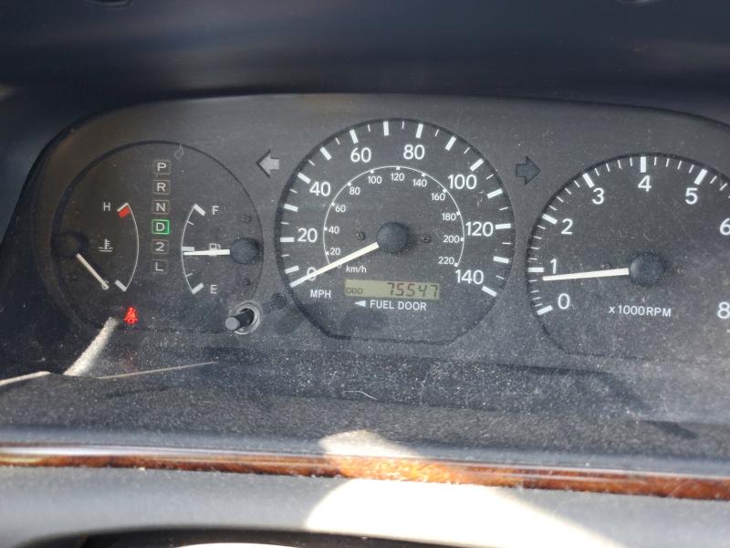 70496326 :رقم المزاد ، 4T1BG22K3YU962467 vin ، 2000 Toyota Camry مزاد بيع