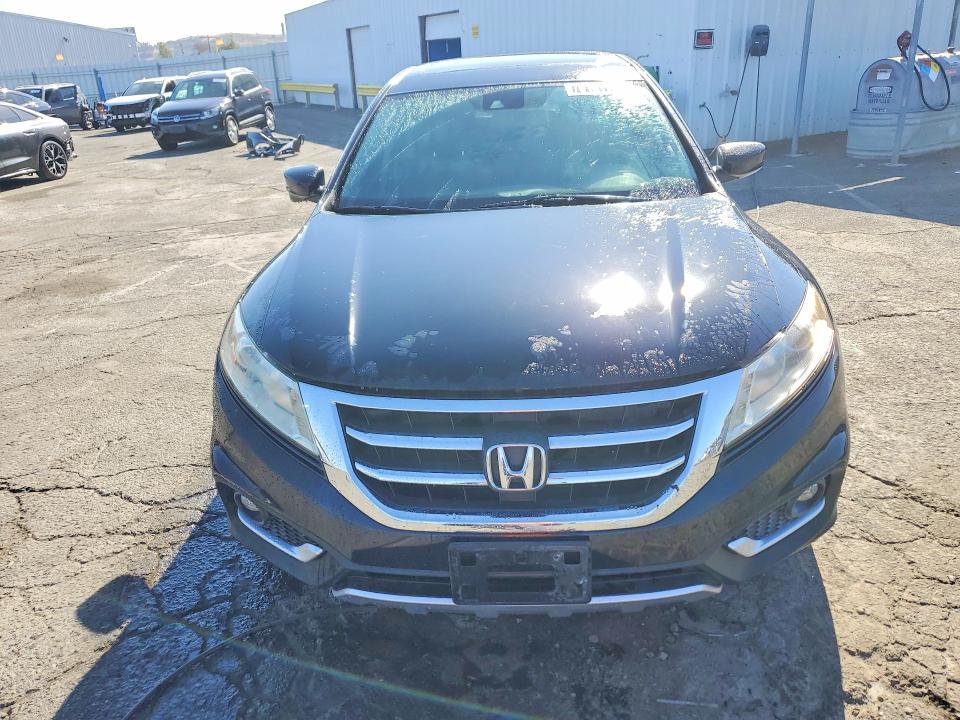 2013 Honda Crosstour მანქანა იყიდება აუქციონზე, vin: 5J6TF3H57DL002338, აუქციონის ნომერი: 70101796