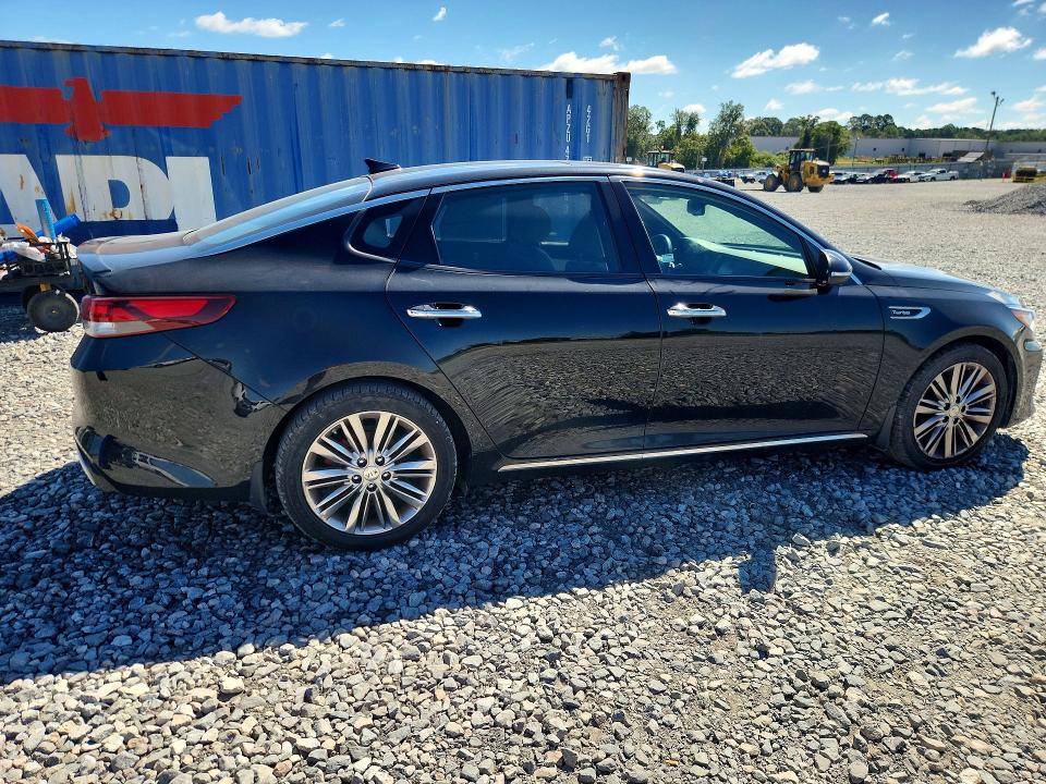 2017 Kia Optima მანქანა იყიდება აუქციონზე, vin: 5XXGV4L2XHG126185, აუქციონის ნომერი: 70694856
