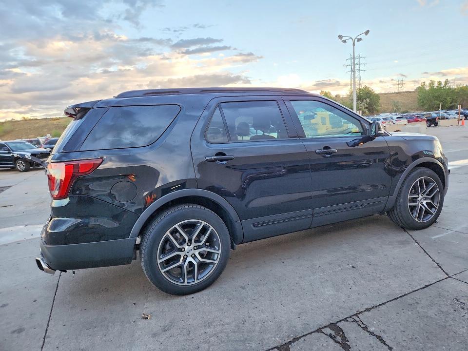 2016 Ford Explorer მანქანა იყიდება აუქციონზე, vin: 1FM5K8GT8GGC45589, აუქციონის ნომერი: 68032736