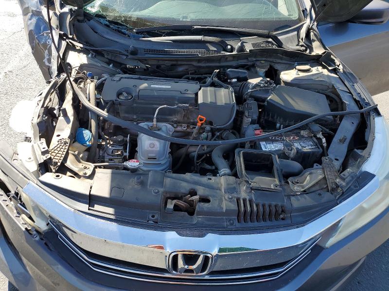 2017 Honda Accord მანქანა იყიდება აუქციონზე, vin: 1HGCR2F33HA087772, აუქციონის ნომერი: 67687226