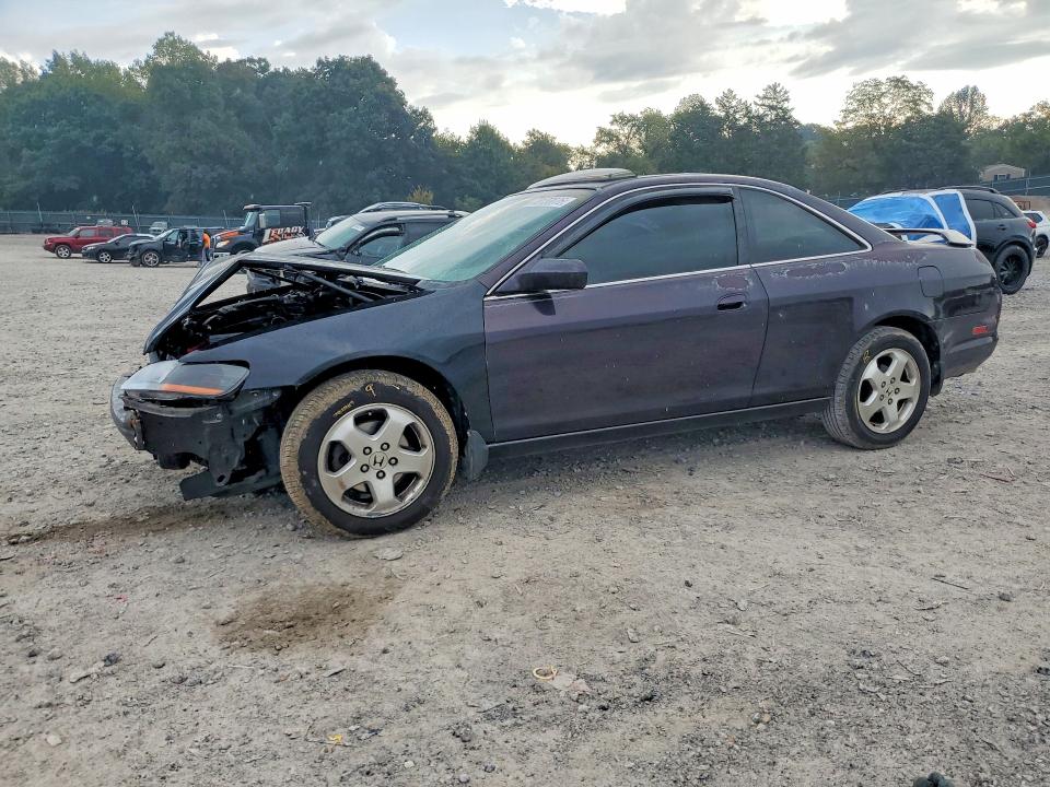 Aukcja sprzedaży 1998 Honda Accord, vin: 1HGCG2250WA022579, numer aukcji: 70130076