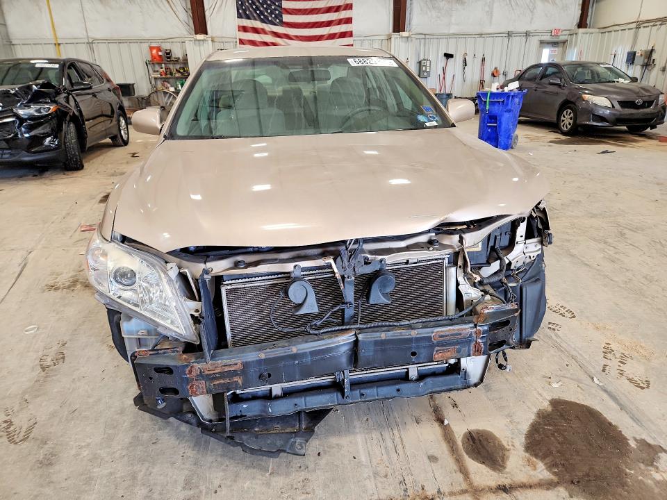 68829636 :رقم المزاد ، 4T4BE46KX7R003308 vin ، 2007 Toyota Camry مزاد بيع