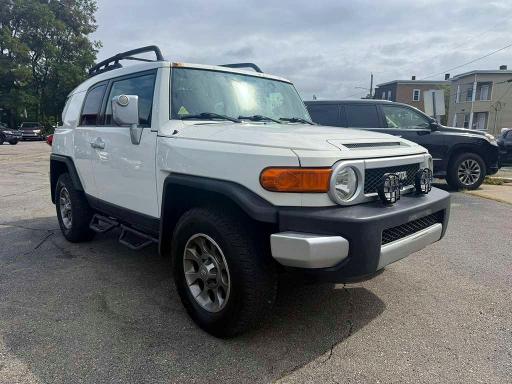 2012 Toyota Fj Cruiser მანქანა იყიდება აუქციონზე, vin: JTEBU4BF1CK147907, აუქციონის ნომერი: 67996326