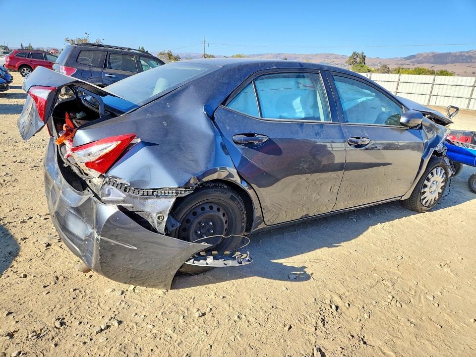 2015 Toyota Corolla მანქანა იყიდება აუქციონზე, vin: 5YFBURHE0FP302484, აუქციონის ნომერი: 70955646