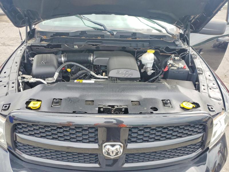 67725196 :رقم المزاد ، 1C6RR7FG6KS523208 vin ، 2019 Ram 1500 Classic مزاد بيع