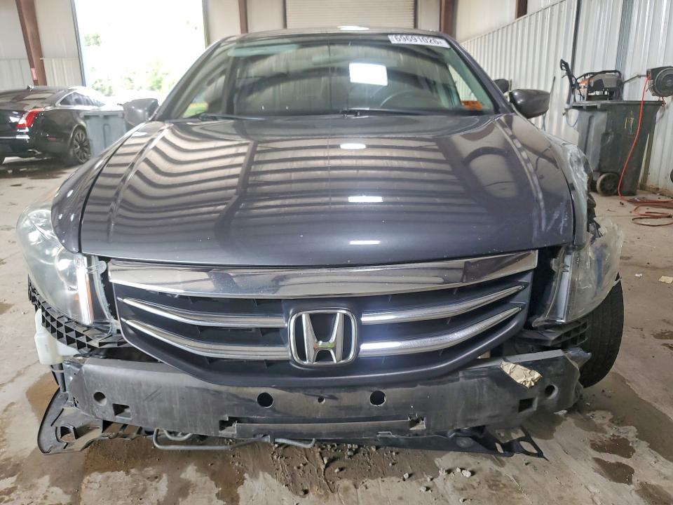 Продажа на аукционе авто 2011 Honda Accord, vin: 1HGCP2F43BA120839, номер лота: 69691026