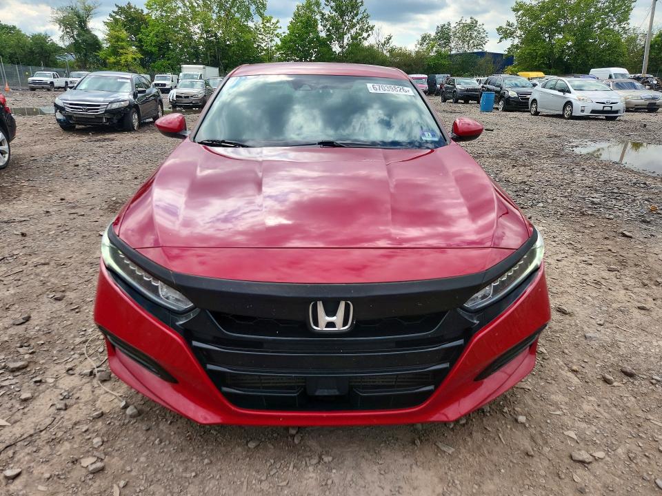 Продаж на аукціоні авто 2018 Honda Accord, vin: 1HGCV1F34JA182403, номер лоту: 67039826