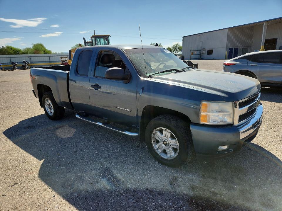 Продаж на аукціоні авто 2011 Chevrolet Silverado, vin: 1GCRKSE36BZ245982, номер лоту: 68076136